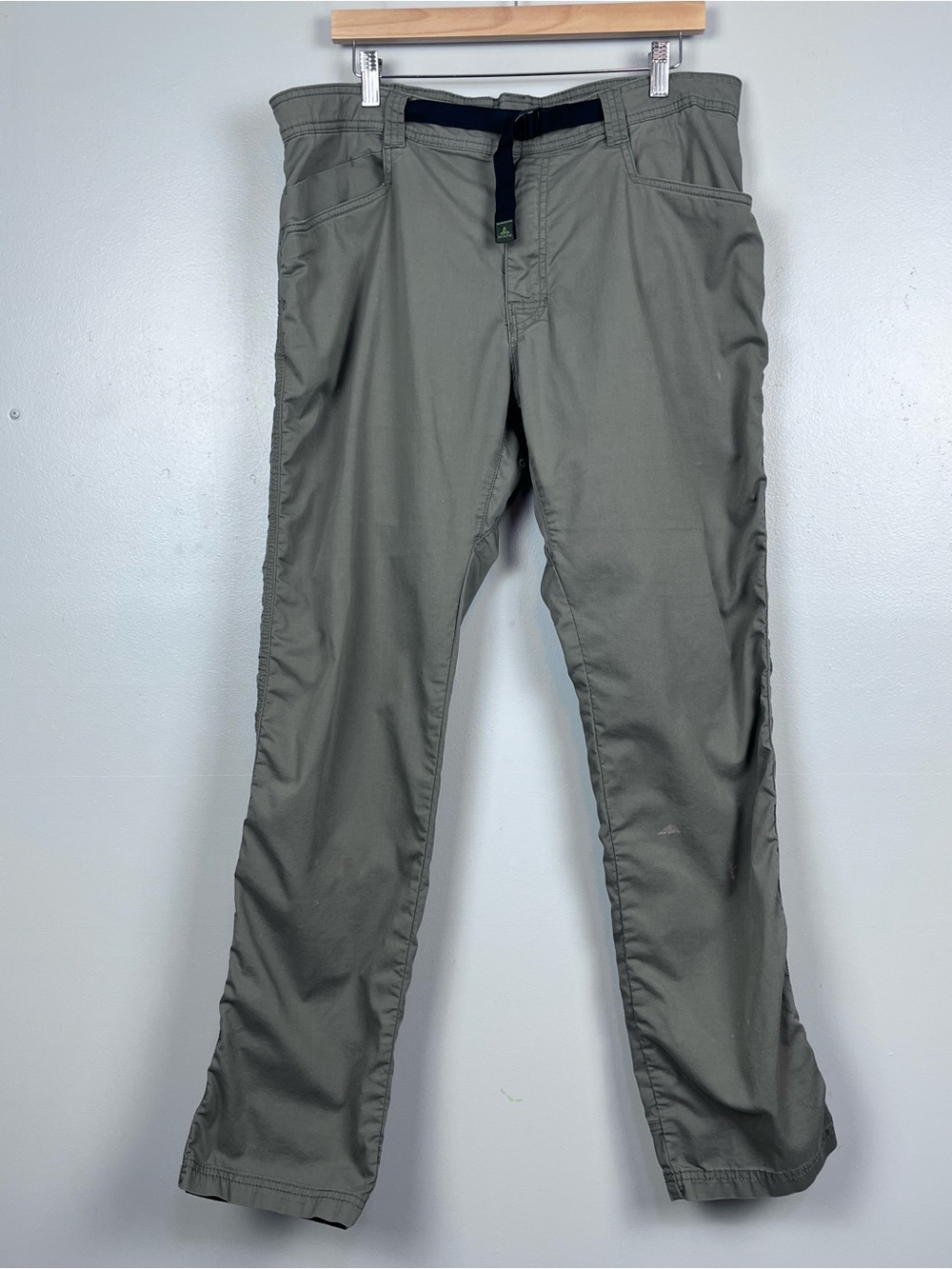Prana Men's Rockland Organic Cotton Blend  Belted Hiking Pants Size 36; Outdoor